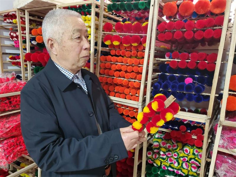 蚕丝绒球传统手工制作技艺